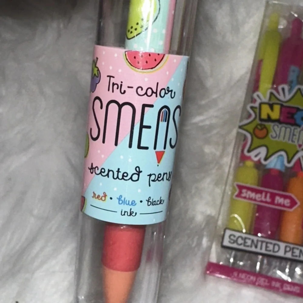 Smens Scented Pens Black Ink Medium Point 8 Count Lot Sugar Skull‎ Neon Glitter